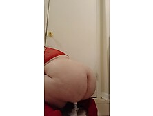 Big Ass Bbw Fucks A Vibrating Dildo On The Floor