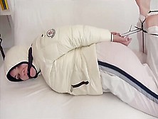 White Moncler Downjacket Zipper Hogtie