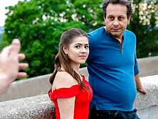 Girl Gives Juicy Pussy To A Stranger To Pay All Dad's Bills