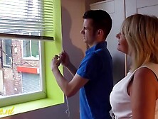 British mom Amy Seduced Young Handyman To Banged Her