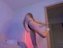 Giantess flexible muscles worship in socks