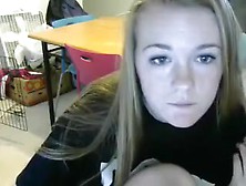 Hornylilfreak Amateur Video On 11/04/15 19:18 From Chaturbate