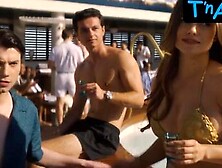 Nas Akkerman Breasts,  Bikini Scene in Doctor Odyssey