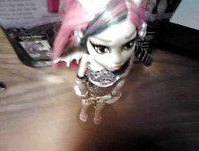 Rochelle Goyle Cock/cum,  Monster High