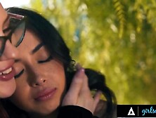 GIRLSWAY - Lovers Chloe Surreal & Jessica Ryan Have Vehement Squirting Sex POV - SPANISH SUBTITLES