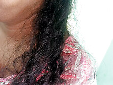 Married mallu aunty showing hot structure romance with jasmine