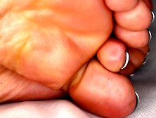 African Skank Shows of the Soles of Her Feet