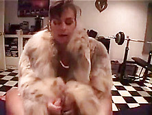 Chelsea Lynx Fur Handjob