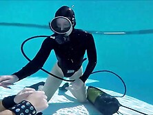 Scuba Latex Blowjob