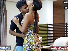 Nepali Girlfriend ko Boyfriend Ne Hall Me Leta kar jamkar choda