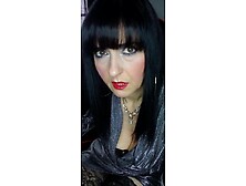 Joi taboo.. Professoressa vogliosa entice lo studente in classe.. clip completo su onlyfans ????????