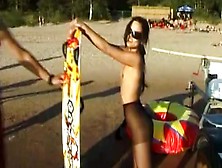 Splendid New Met Teenager Plays At The Beach