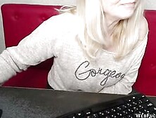 Blonde Milf With Glasses On Webcam