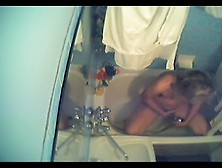 Shower Girl Is Masturbating In The Bath