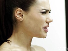 Sticky Fingers Episode 2 - Apolonia & Mia Evans