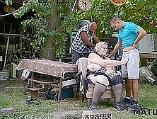 Sultry Neeo - Watching Movie