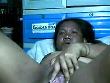 Filipina Tia Masturbates on Cam