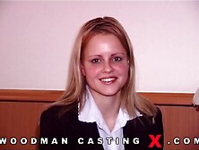 Amateur Shaved Pussy Fuck