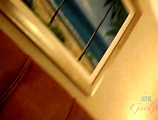 Luring Jill and Hope's virtual date movie