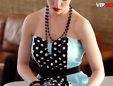 Suzy Bell Voluptuous Hungarian Babe