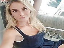 Recopilación De Una Hermosa Rubia