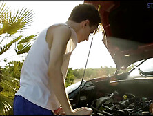 Staxus :: The Car Breaks Down And I Have A Good Time With The Me