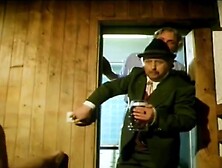 Vrolijke Vluggertjes In Tirol - 1978 - Undressed Scenes