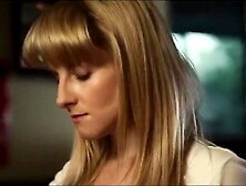 Sex Video Celebrity Melissa Rauch From Big Bang Theory Gets Raunchy In Bronze Mainstream Sex In Cinema