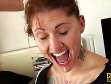 Tallulah,  da Grã-Bretanha,  passa por um tratamento anal brutal