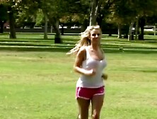 Her Chap Had to Eat Her Twat Priceless to Make This Golden-haired Willing for Ramrod