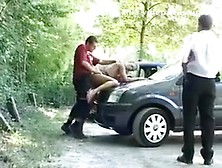 Amateur Sex in the Woods Gets Rough