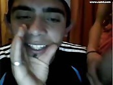 Junge Latinos Mit Webcam