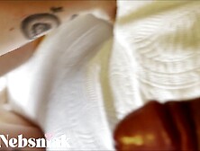 Loira com bunda grande briga com o Man e oferece sua buceta e um boquete para fazer as pazes