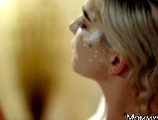 Inked Milf Brooke Banner fingerfucked by Blonde Skye Blue