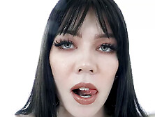 Inked beauty Leda Elizabeth has her throat fucked dirty