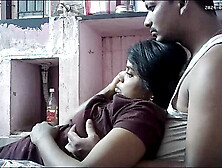 Sexy Indian housewife with big natural tits and a luscious ass