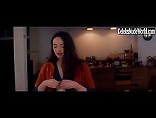 Melodie Richard in Trois souvenirs de ma jeunesse (2015)