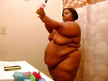 Black Ssbbw Washing