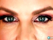 Taylor Leigh plugs her new book... and her pussy!