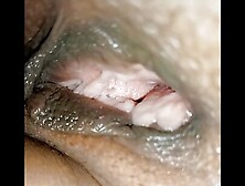 Horny mature Indian girl masturbates and destroyed her vagina by a big cock