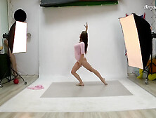 Dana Weyron - Spreading And Doing Splits On The Floor