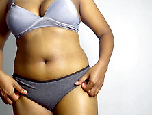 Steamy session with Indian babe Aathiyaa and her big boobs