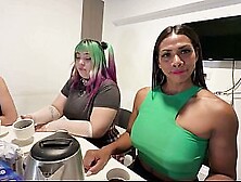 This family goes crazy when the father isn't around. TRAILER