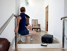 Tahlia Lane tem sua xoxota molhada fodida por Danny D