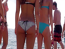 Teen 18+ Candid With Tight Butt In Bikini