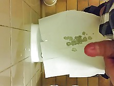 Wank At The Hospital Toilet 1