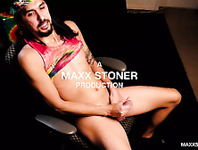 Hippie Maxxstoner Cums