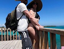 Homemade Sexy Couple Horny On The Beach Public Creampie