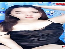 Amel Si Mulus Suka Colmek