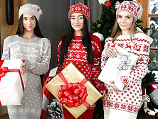 Ara Mix,  Fibi Euro VR Porn: Holiday Beauties - VirtualTaboo